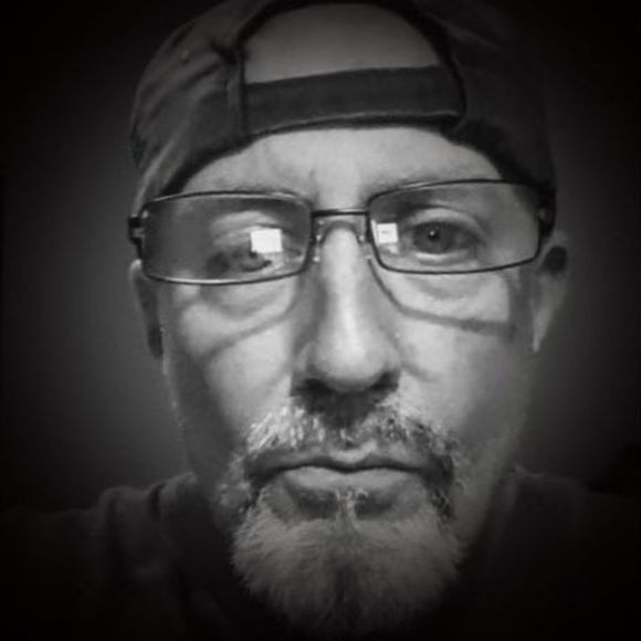 Meet your Posher, Tommy - Picture 1 of 1